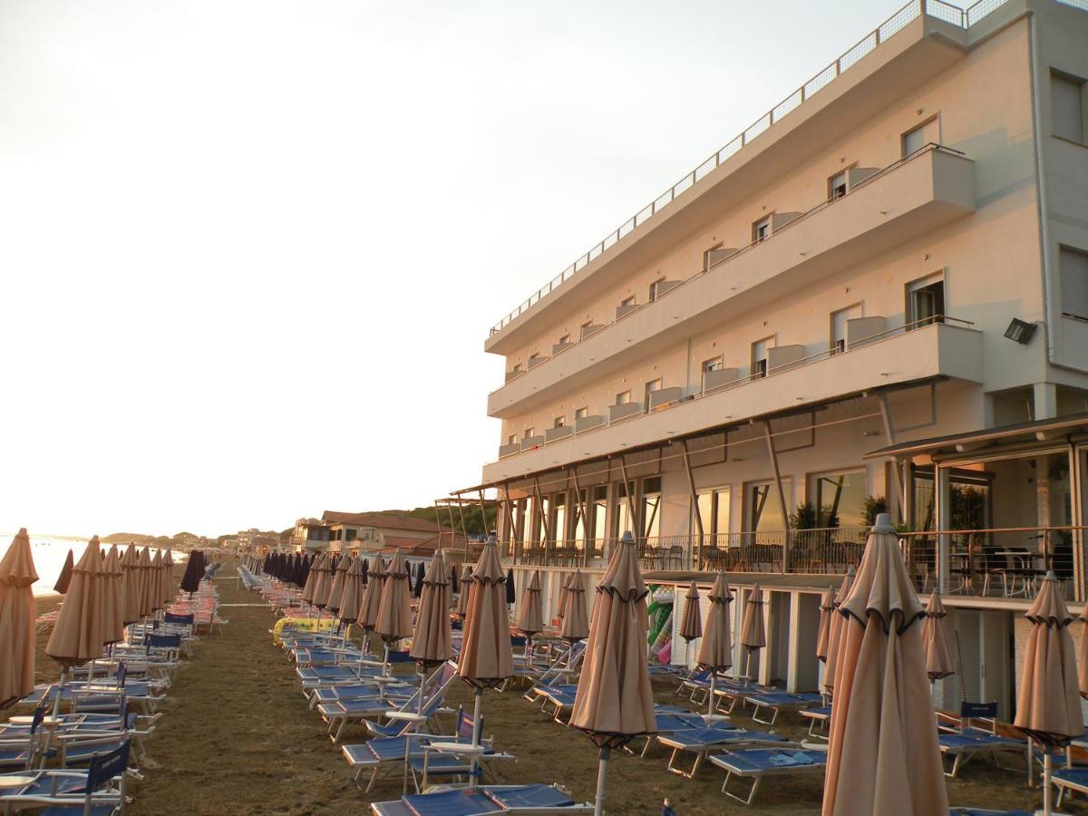 Hotel Parrini Follonica Exterior foto